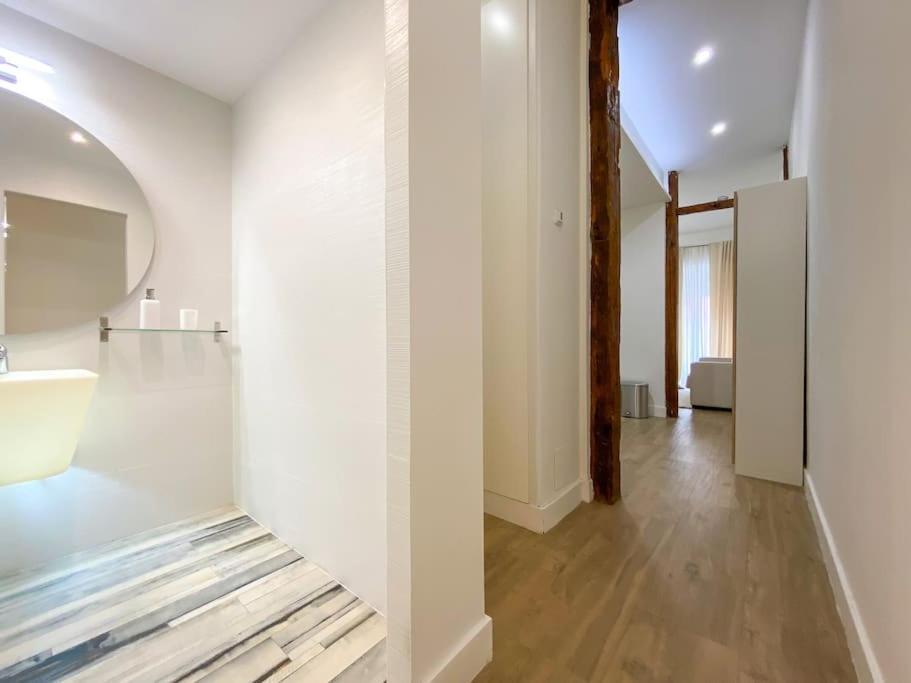 New Lavapies Spacious Flat, 2 Bedrooms And 2 Balconies Madri Exterior foto