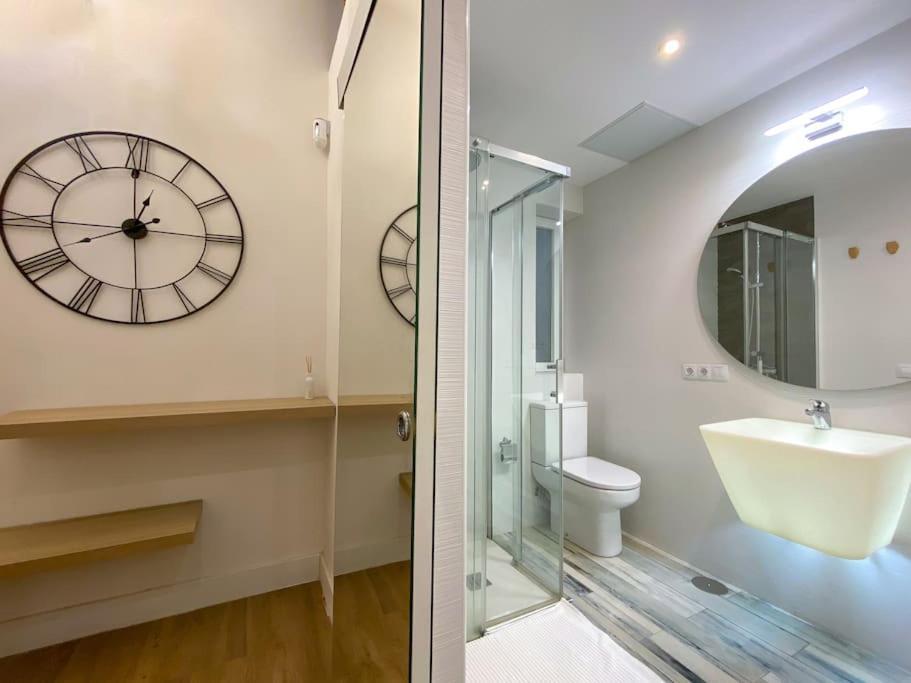 New Lavapies Spacious Flat, 2 Bedrooms And 2 Balconies Madri Exterior foto